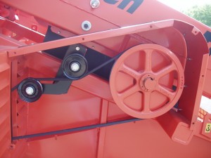 Screener Design: closeup of the boomerang tensioning system which maintains proper belt tension
